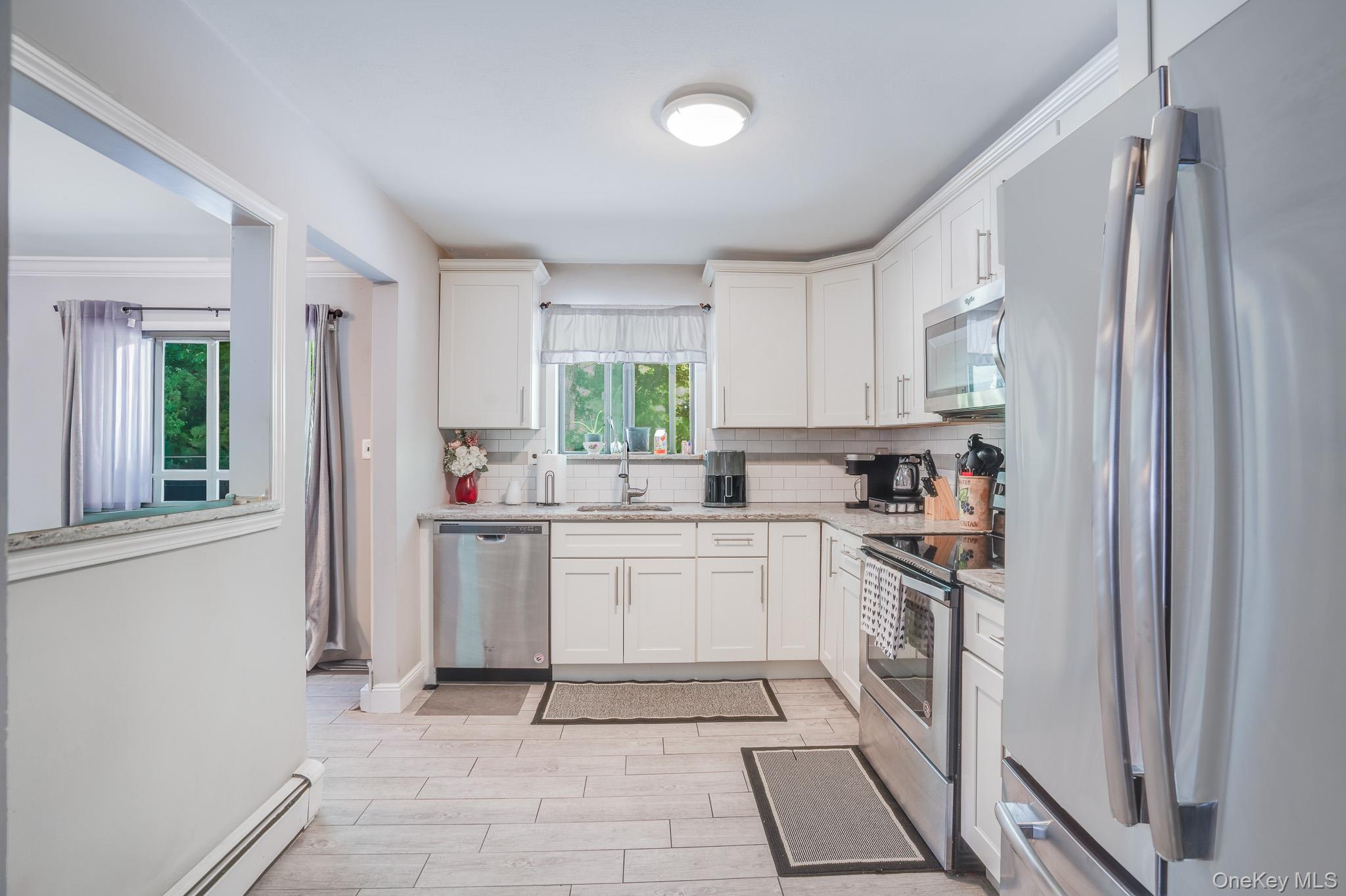 9 Heritage Drive E