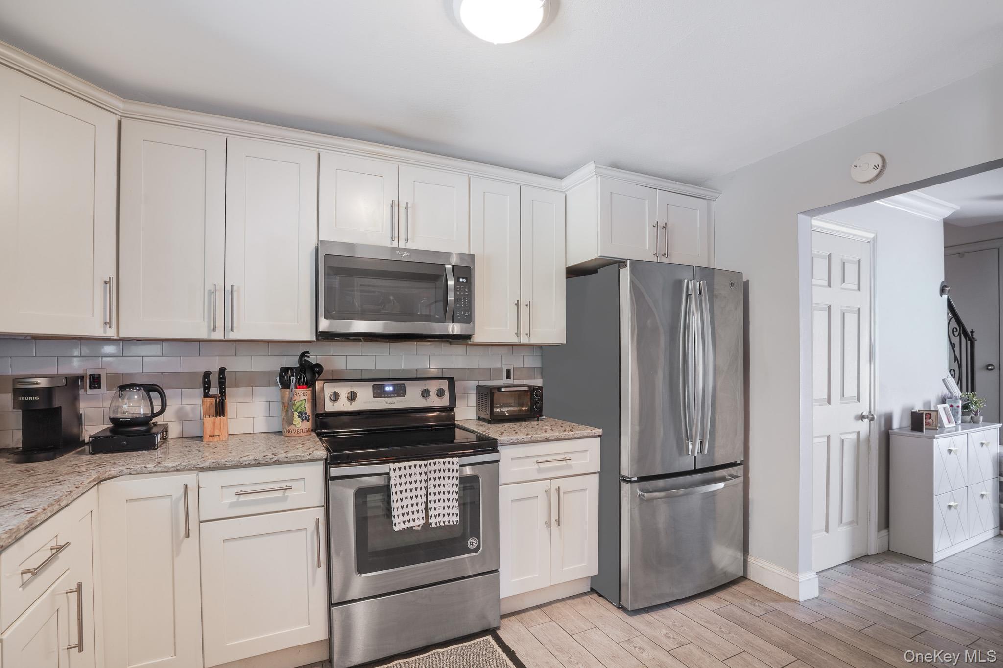 9 Heritage Drive E