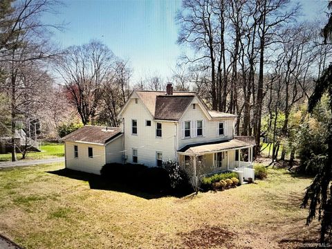 4 Sandhage Drive Pearl River NY 10965