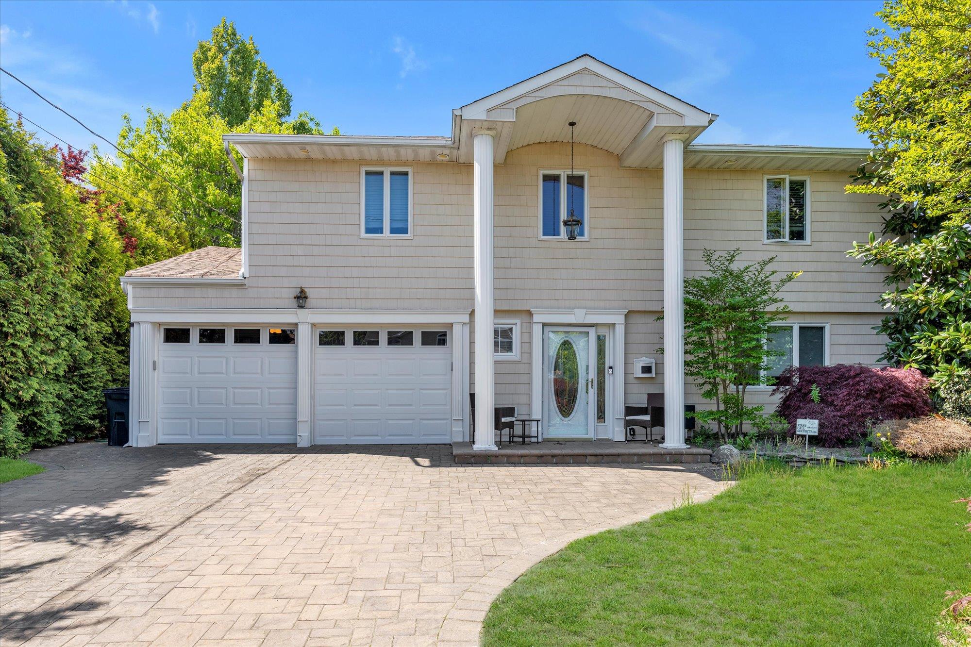 2057 Blanche Lane, Merrick, New York image 1