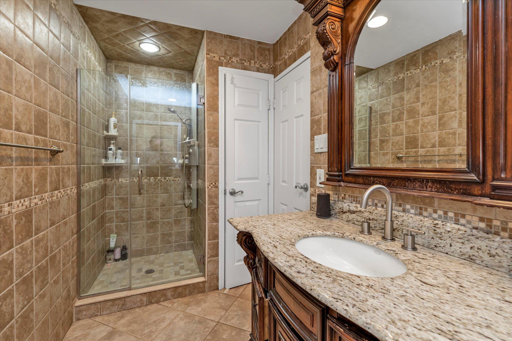 2057 Blanche Lane, Merrick, New York image 14