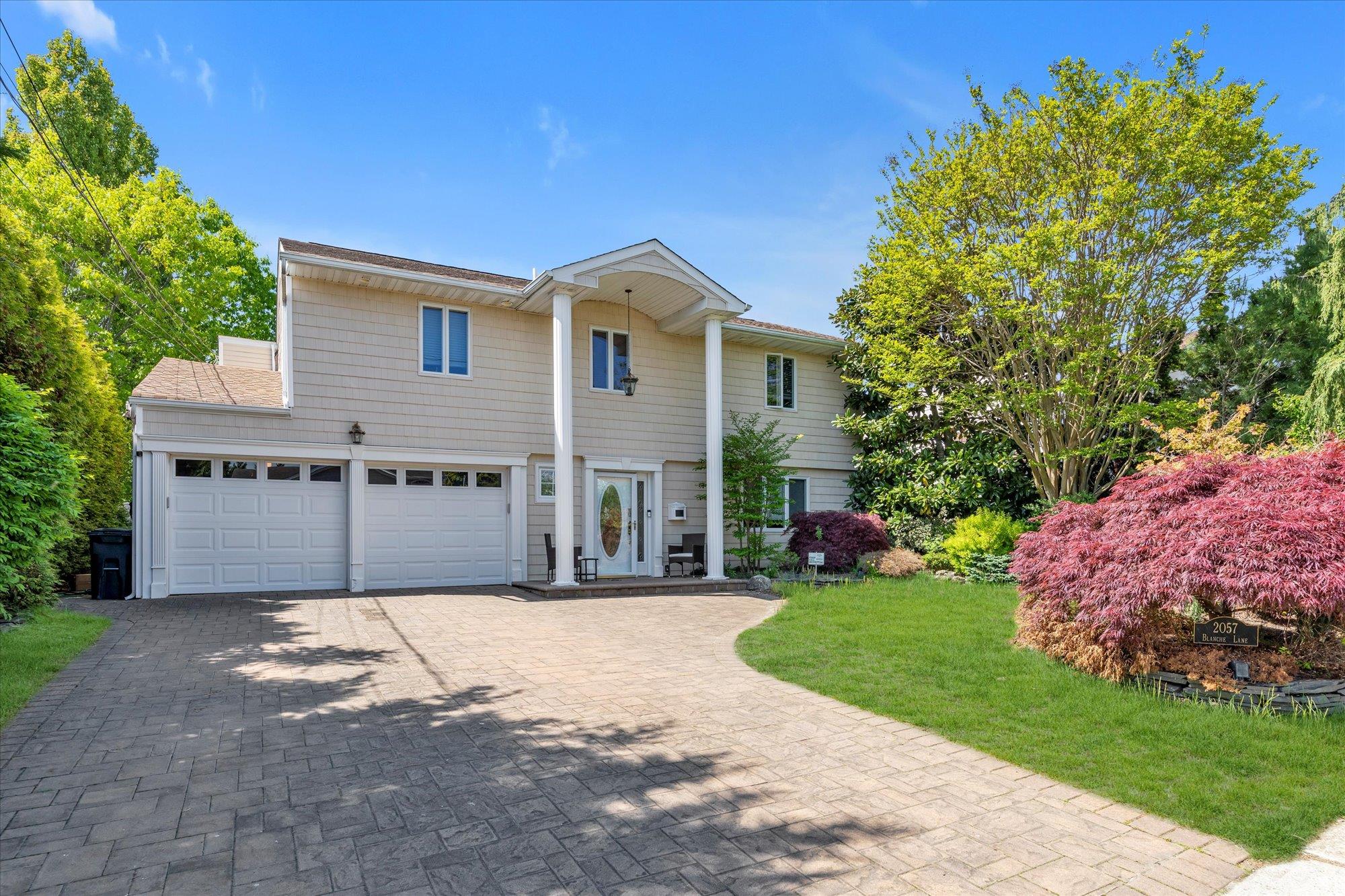2057 Blanche Lane, Merrick, New York image 23