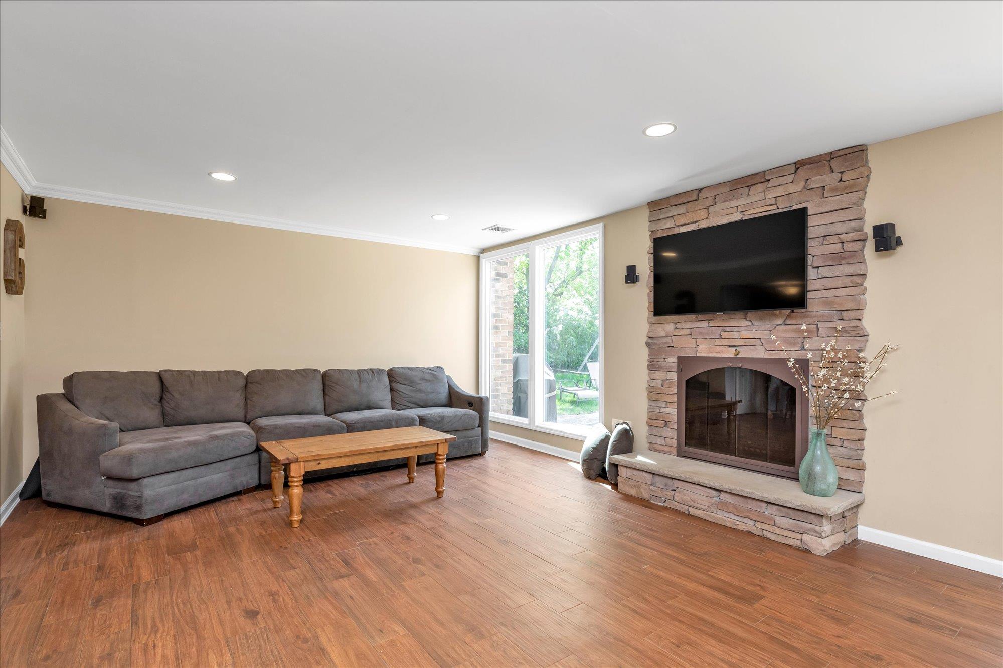 2057 Blanche Lane, Merrick, New York image 10