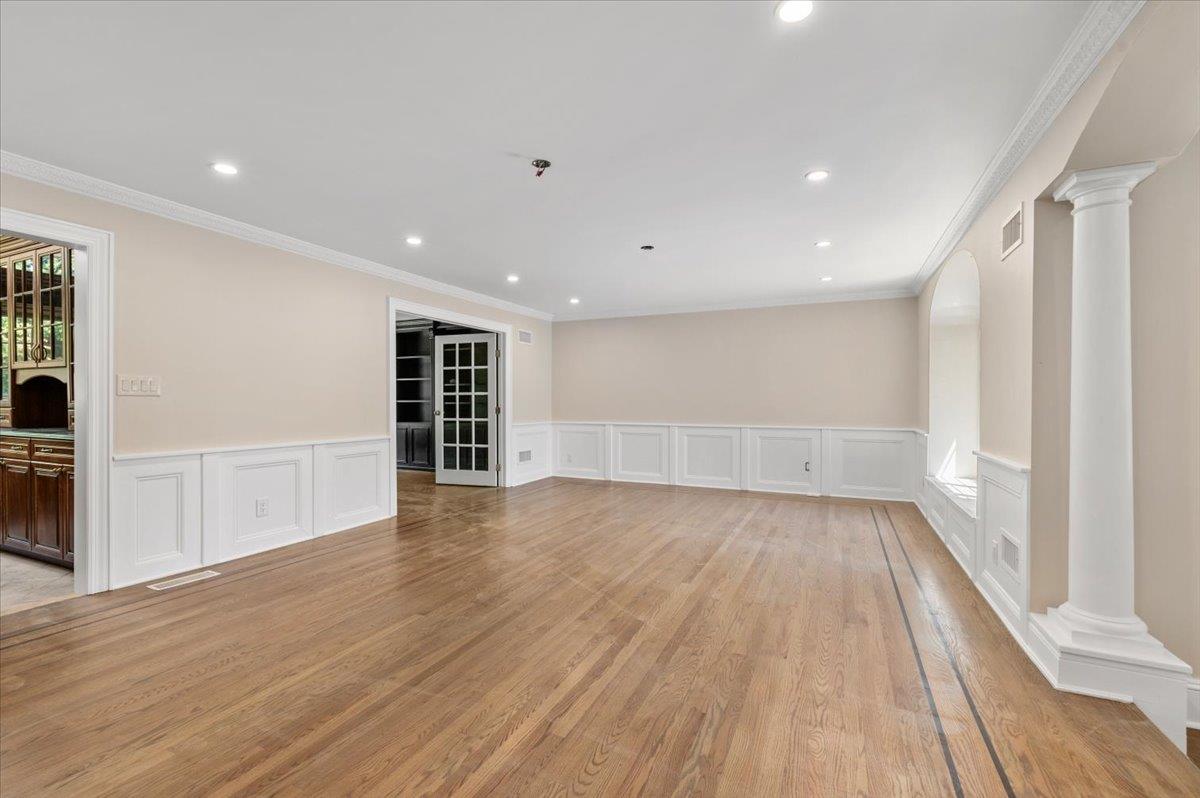 34 Barrett Road, Lawrence, New York image 26