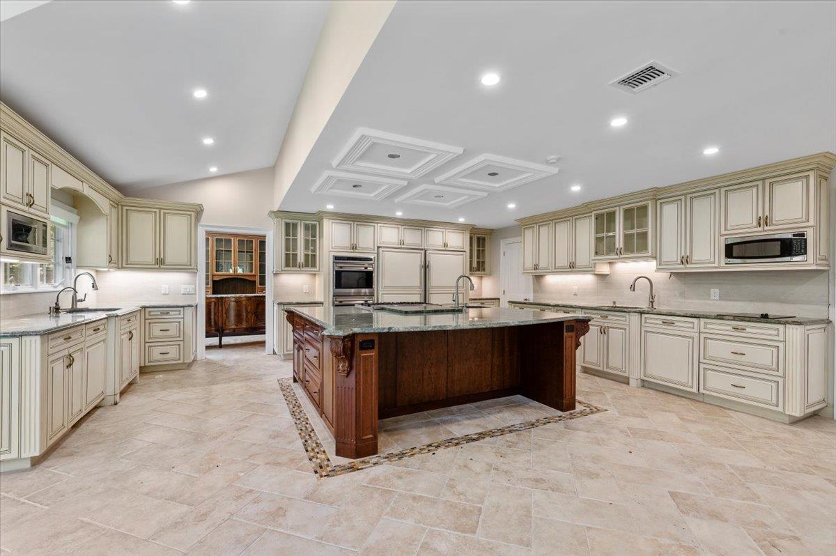 34 Barrett Road, Lawrence, New York image 15