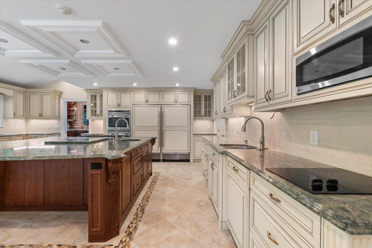 34 Barrett Road, Lawrence, New York image 10