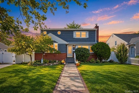 Photo of 125 Grant Avenue, Copiague, NY 11726 (MLS # 1066023)