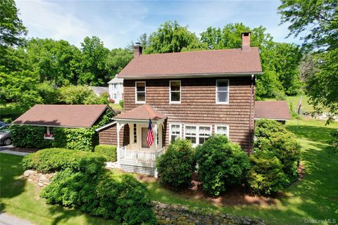 Homes For Rent - 9 Iron Forge Road<br/> Warwick, NY 10990