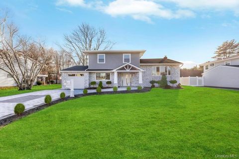 7 Suzanne Lane Bethpage NY 11714