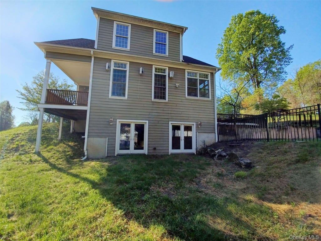 Photo of 11 Hedges Road, Warwick, NY 10990 (MLS # 1049078)
