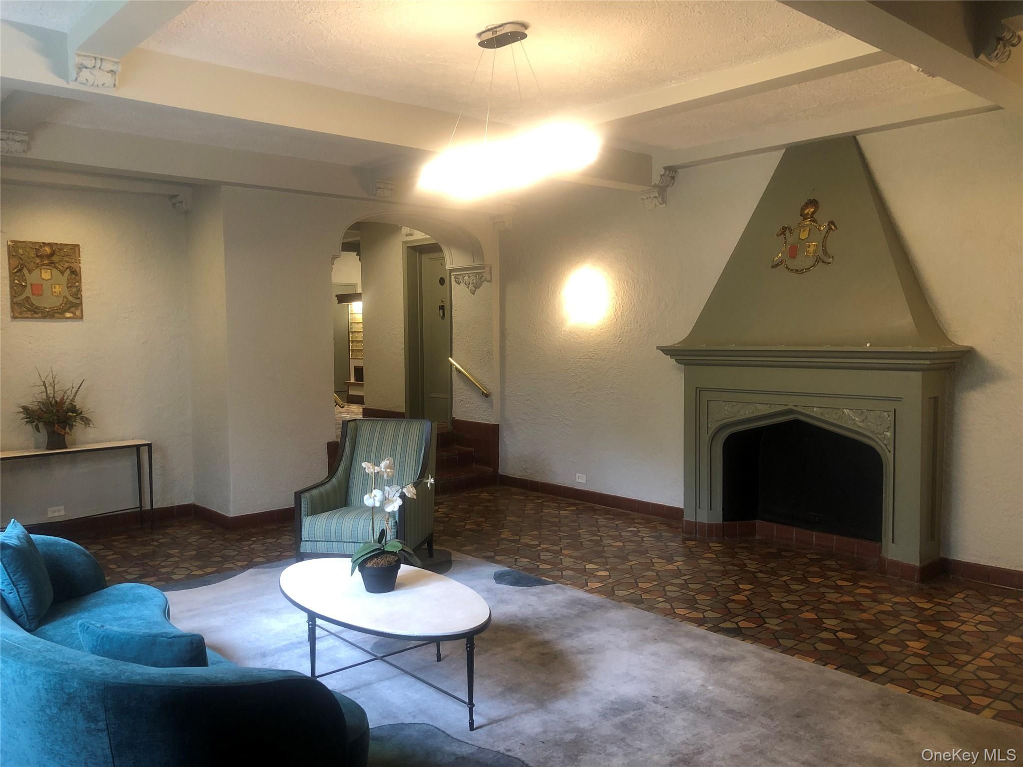 1470 Midland Avenue 3M