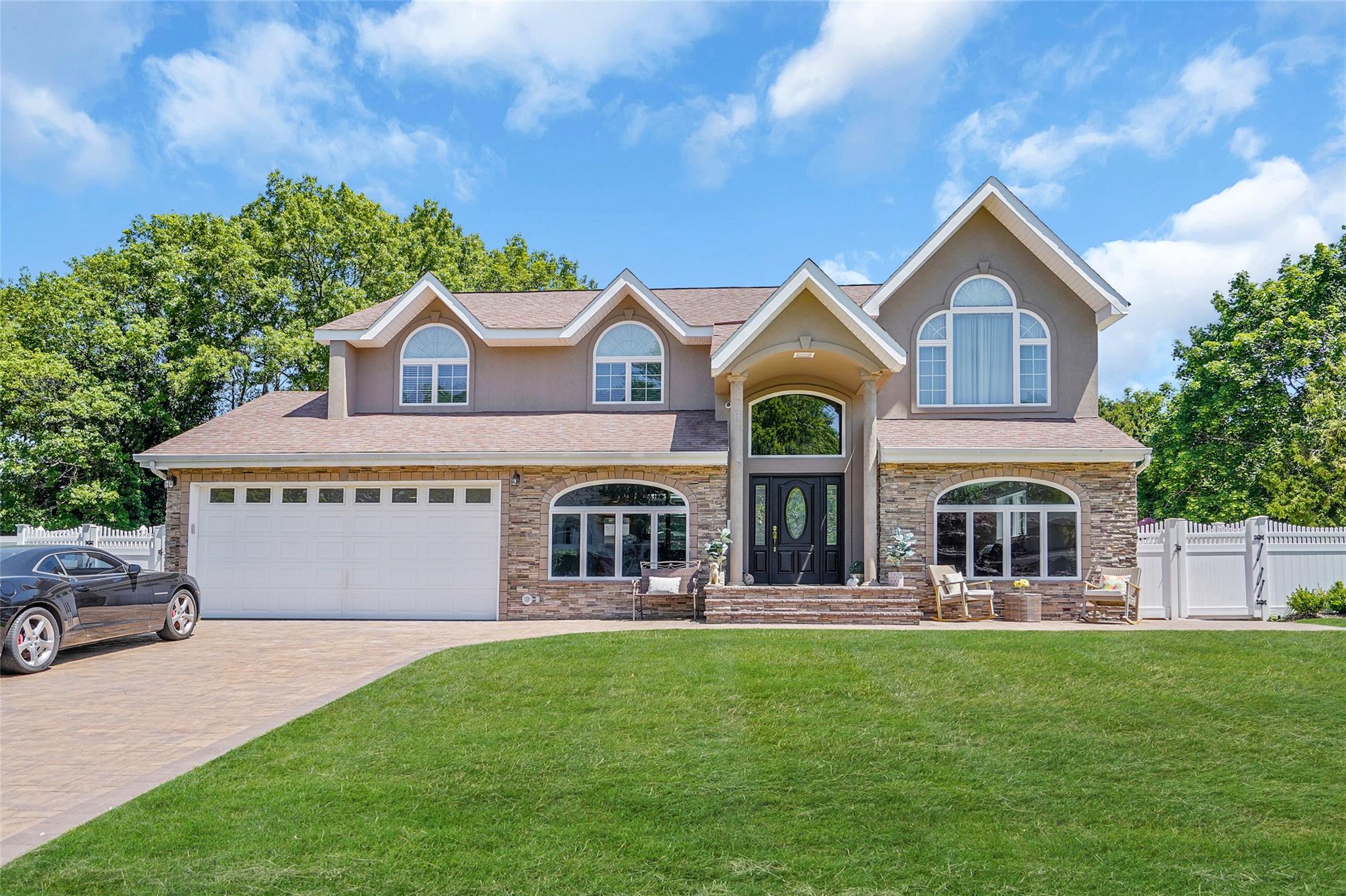 Property for Sale at Barbera Road, Commack, Hamptons, NY - Bedrooms: 5 
Bathrooms: 5  - $1,490,000