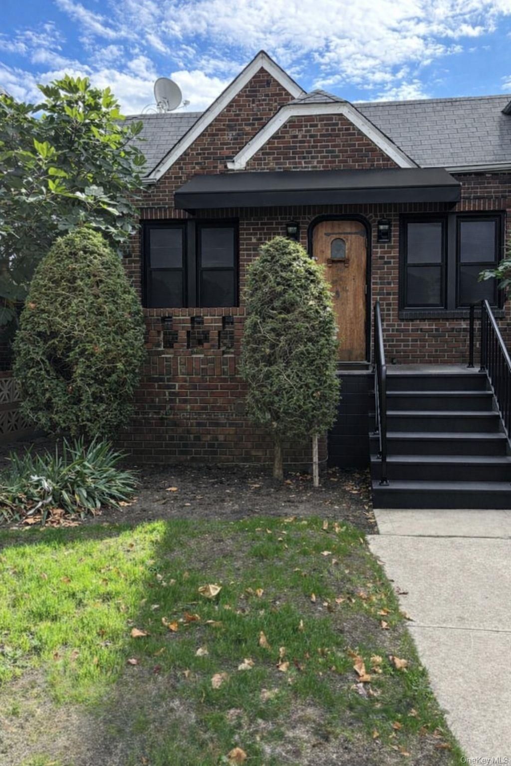 Photo of 1804 Avenue W, Brooklyn, NY 11229 (MLS # 946191)