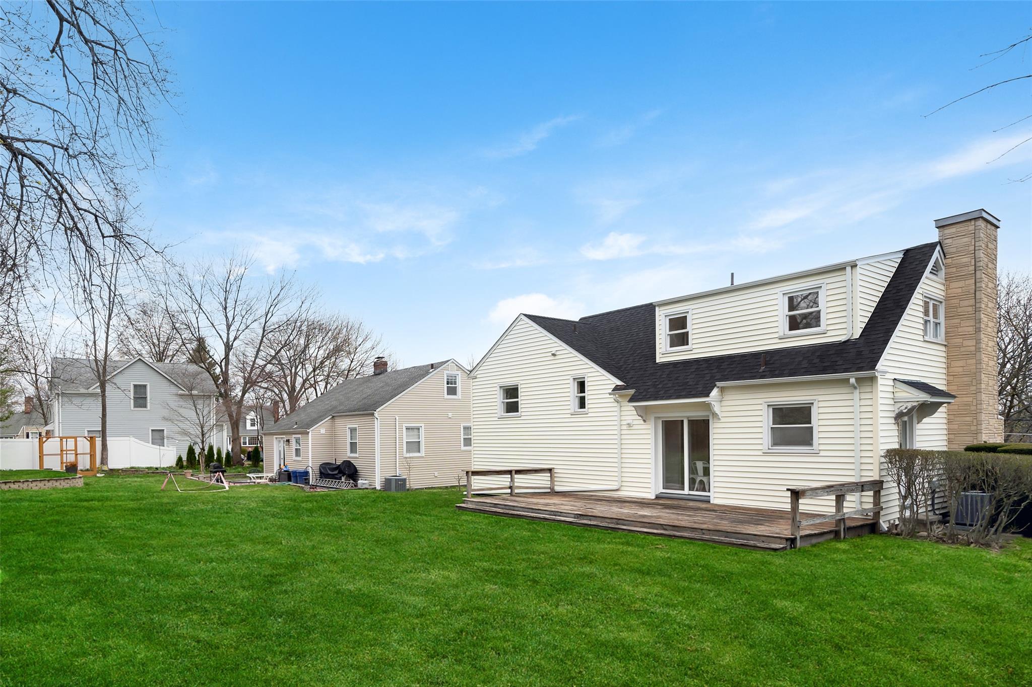 19 Francis Lane, Port Chester, New York image 15