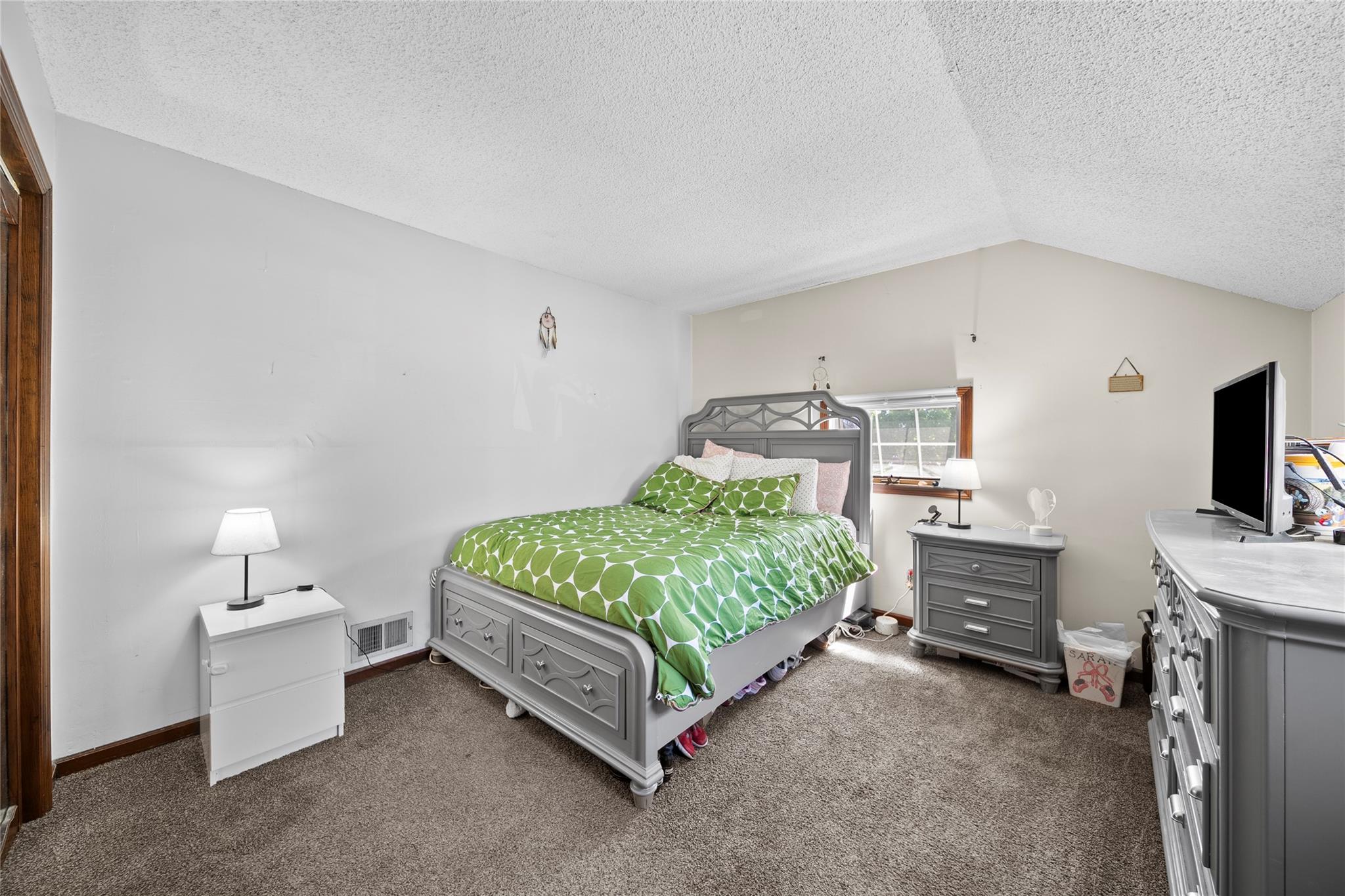 31 Wagon Lane, Centereach, New York image 13