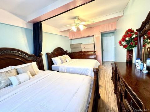 1558 Unionport Road 5H Bronx NY 10462