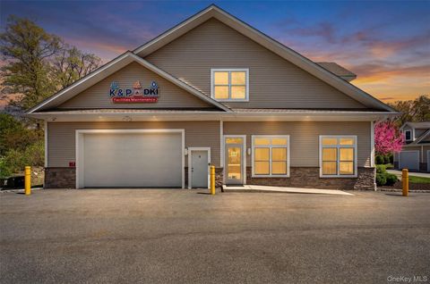 20 Mac Farlane Rd. Wappingers Falls NY 12590