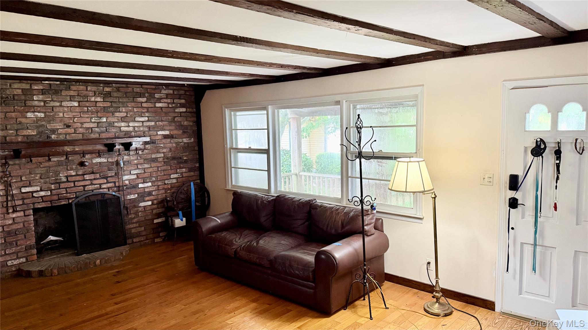 496 Windsor Place