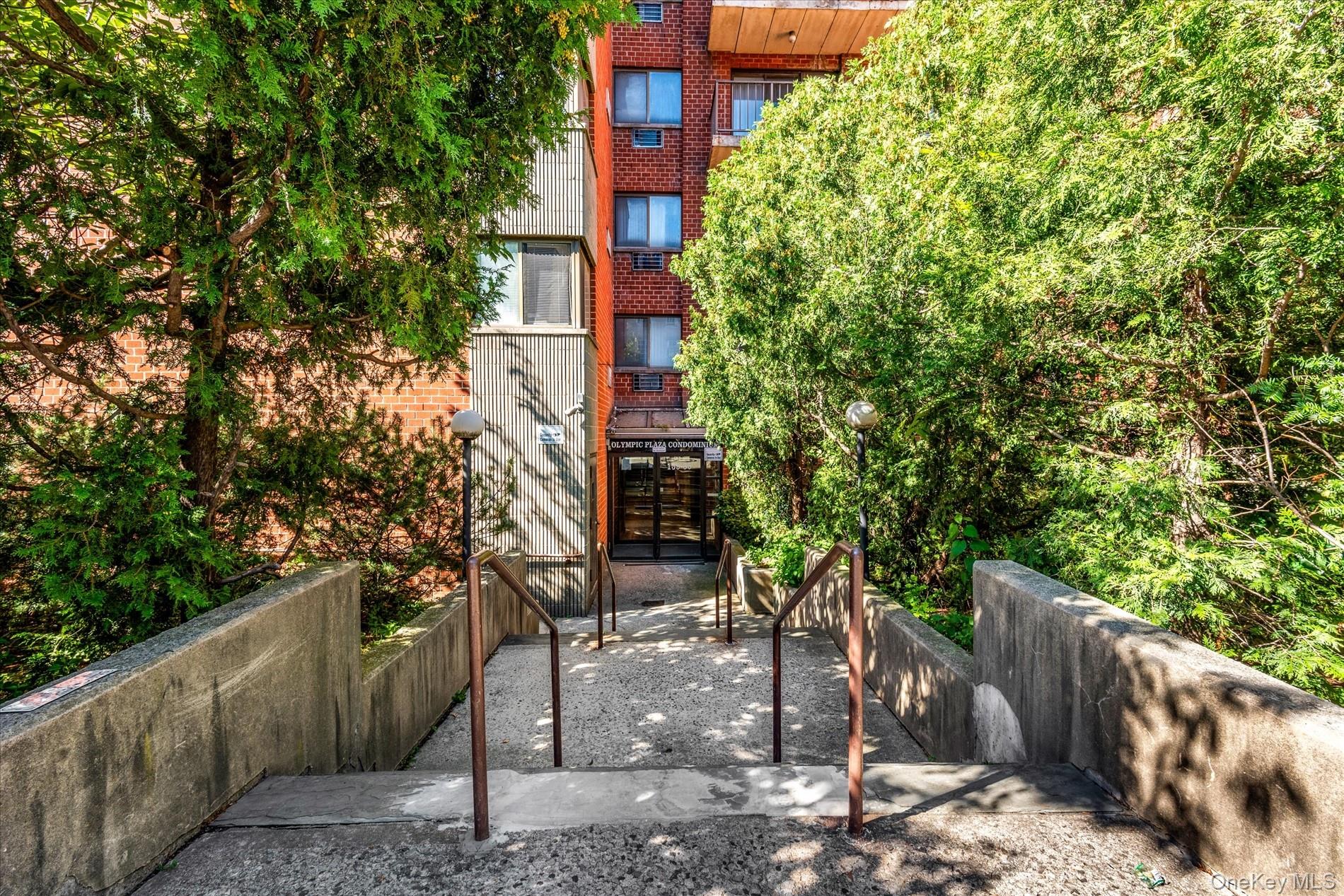 139-35 35th Avenue 6F