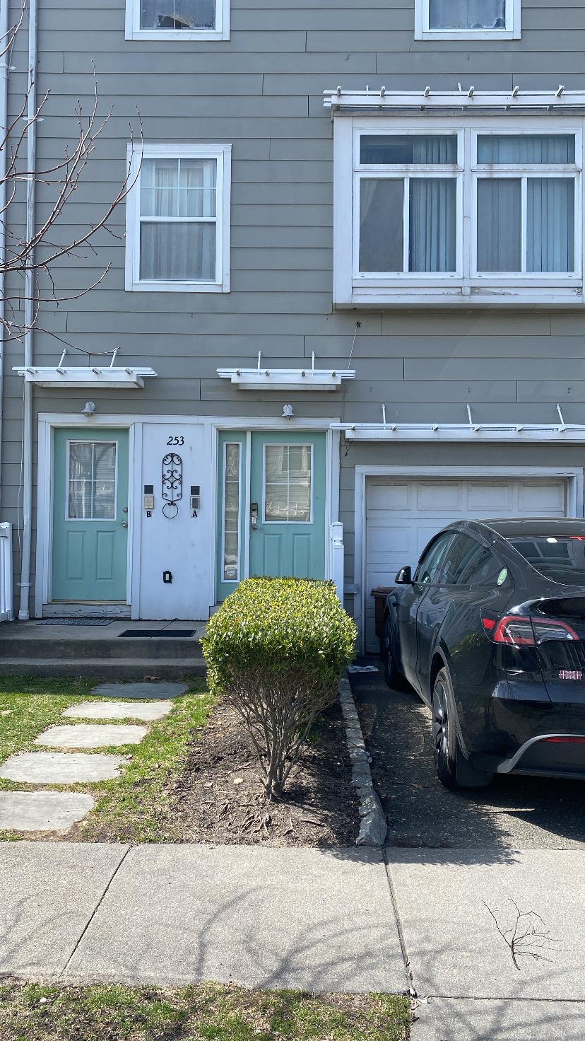 Beach Breeze Lane, Arverne, Queens, NY - 3 Bathrooms - 