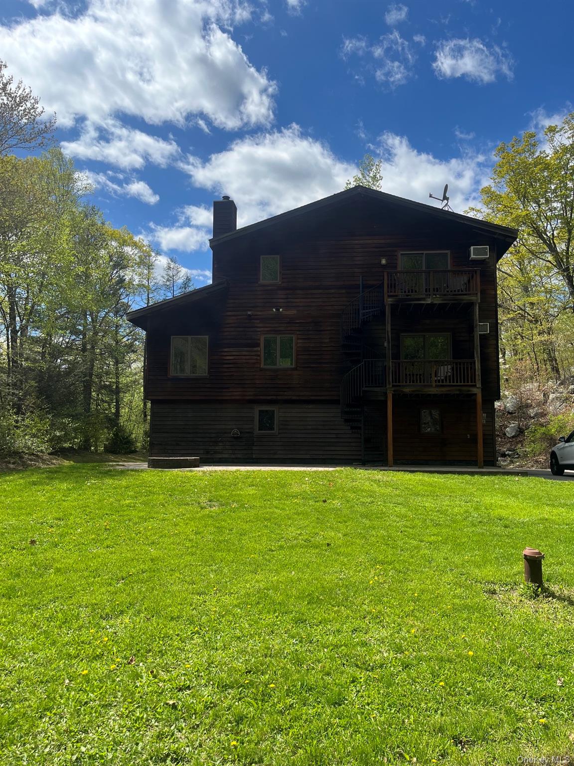 82 Indian Lake Road