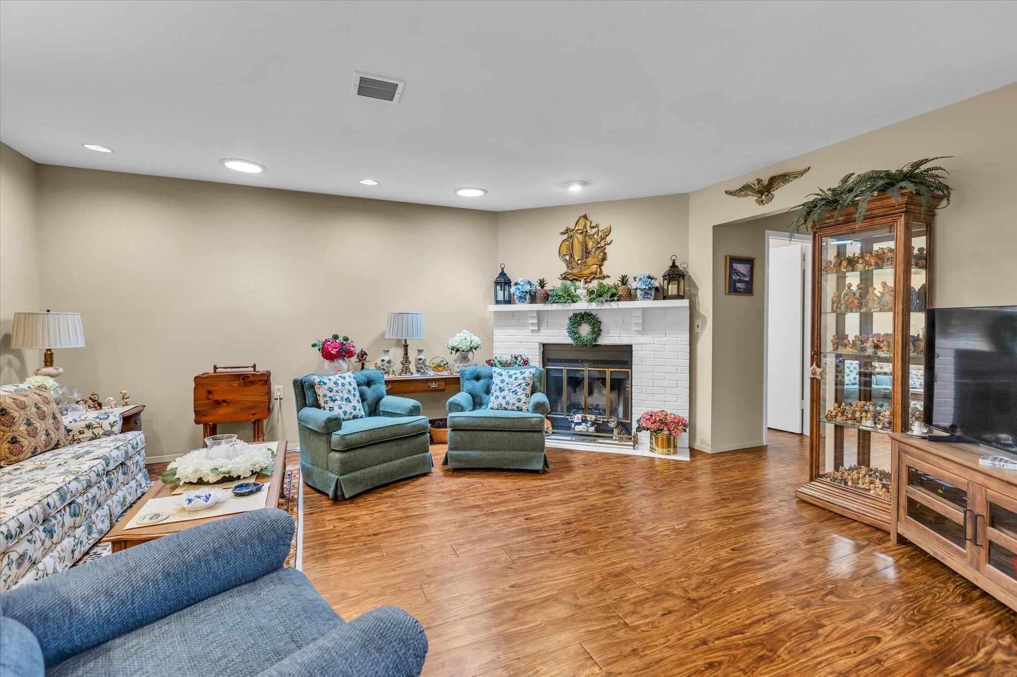 186 Revere Drive, Sayville, New York image 9