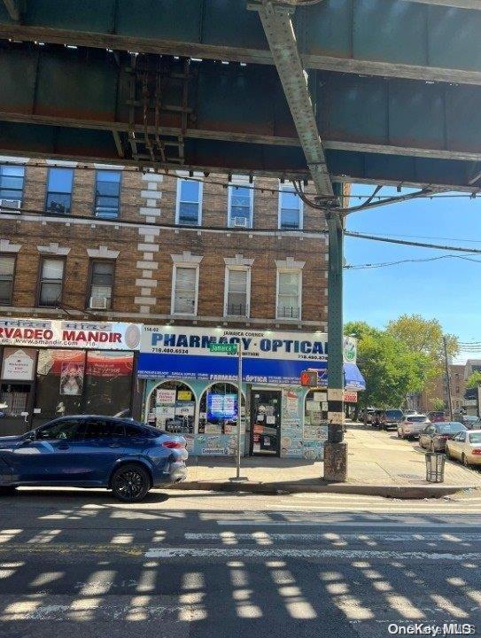 114-02 Jamaica Avenue