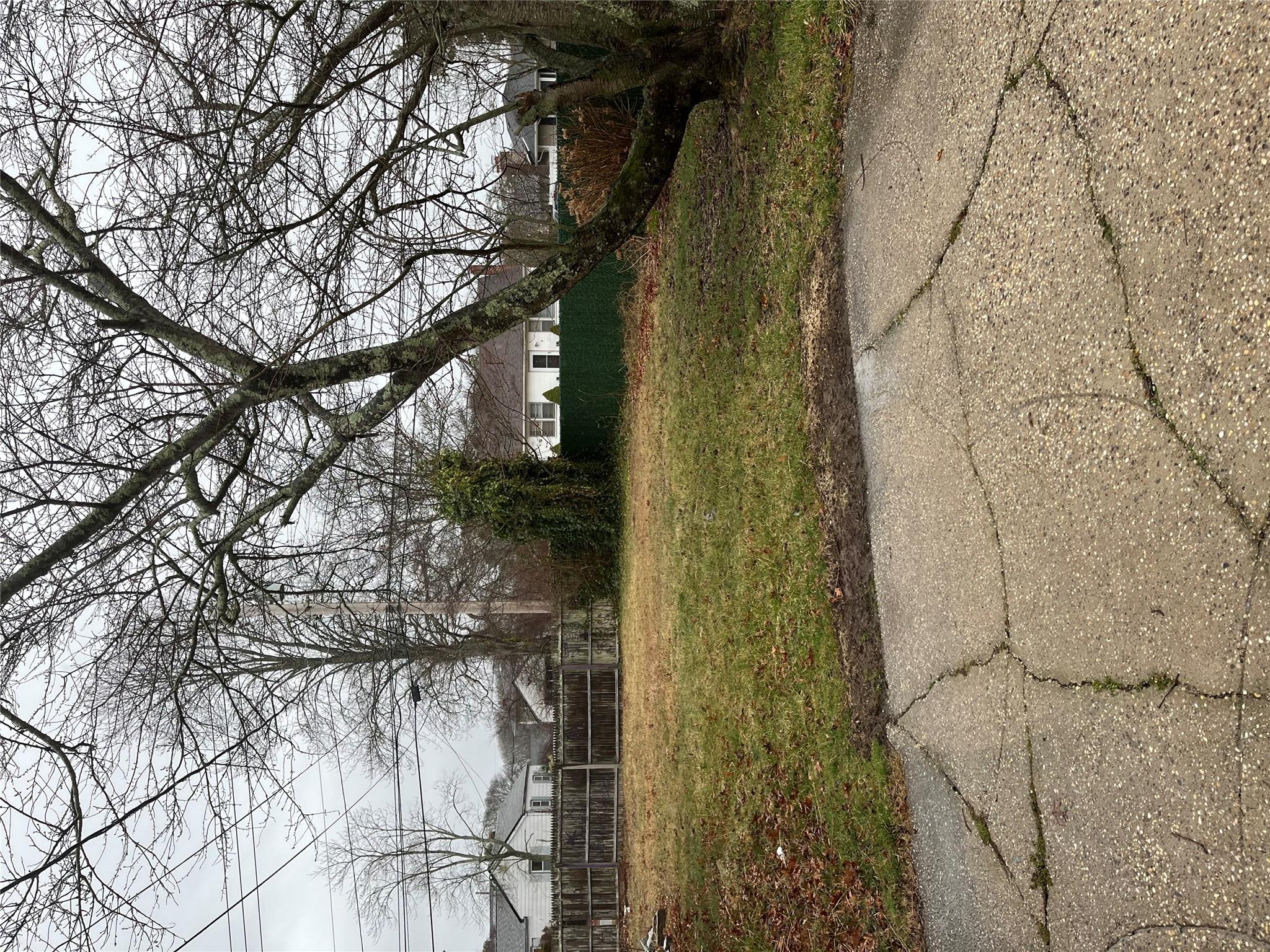 16 Sagewood Drive, Shirley, New York image 20