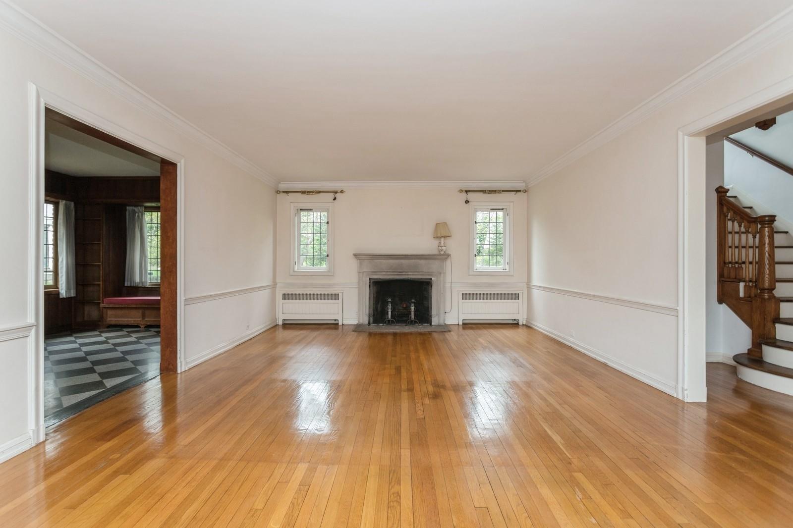 250 Paine Avenue, New Rochelle, New York image 6