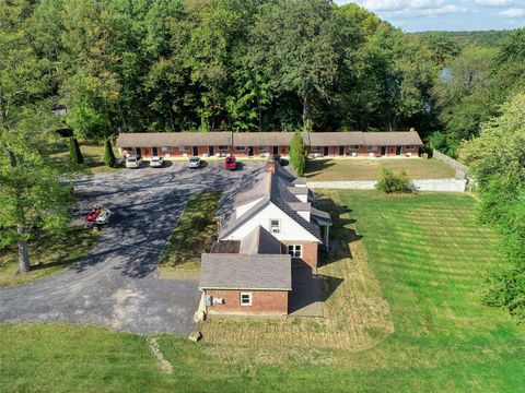 669-671 Broadway 9W Route Esopus NY 12429