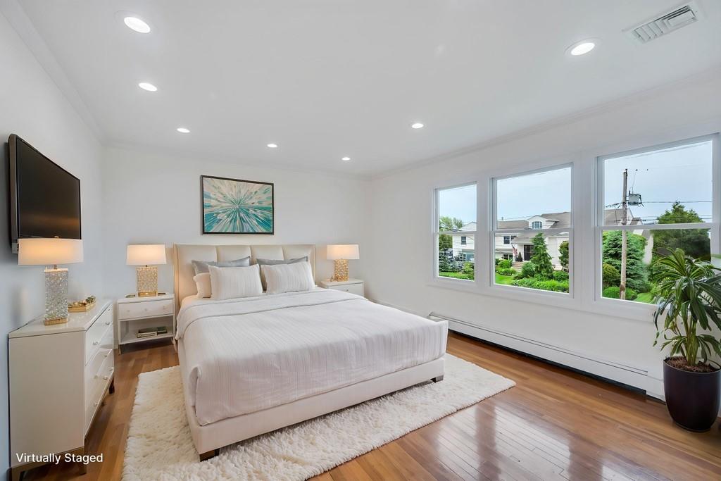 61 Riviera Drive, Massapequa, New York image 30