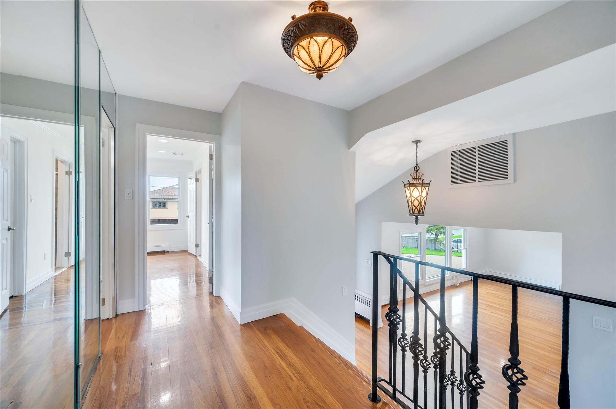 61 Riviera Drive, Massapequa, New York image 33