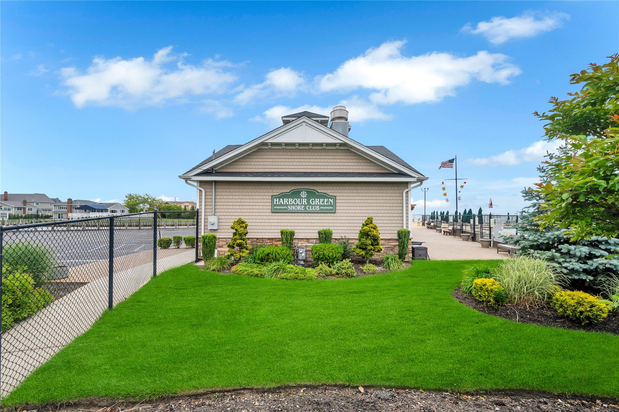 61 Riviera Drive, Massapequa, New York image 48