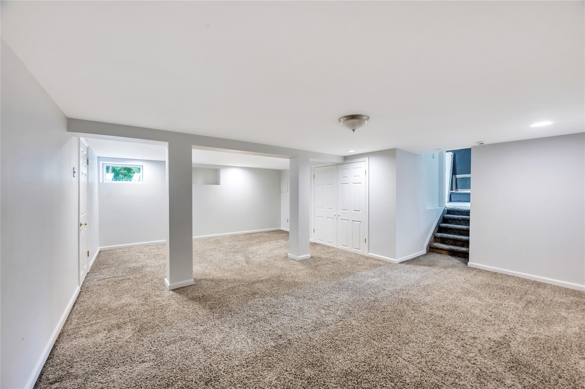 61 Riviera Drive, Massapequa, New York image 43