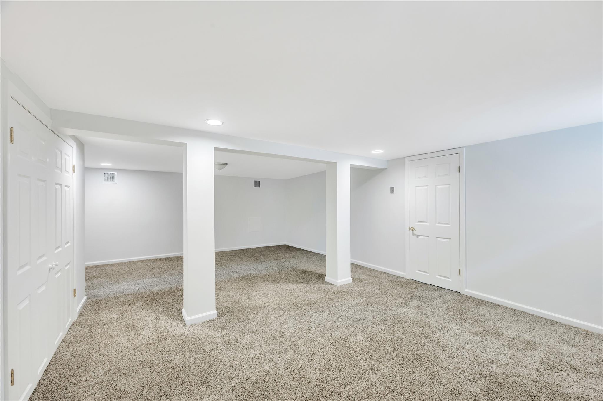 61 Riviera Drive, Massapequa, New York image 45
