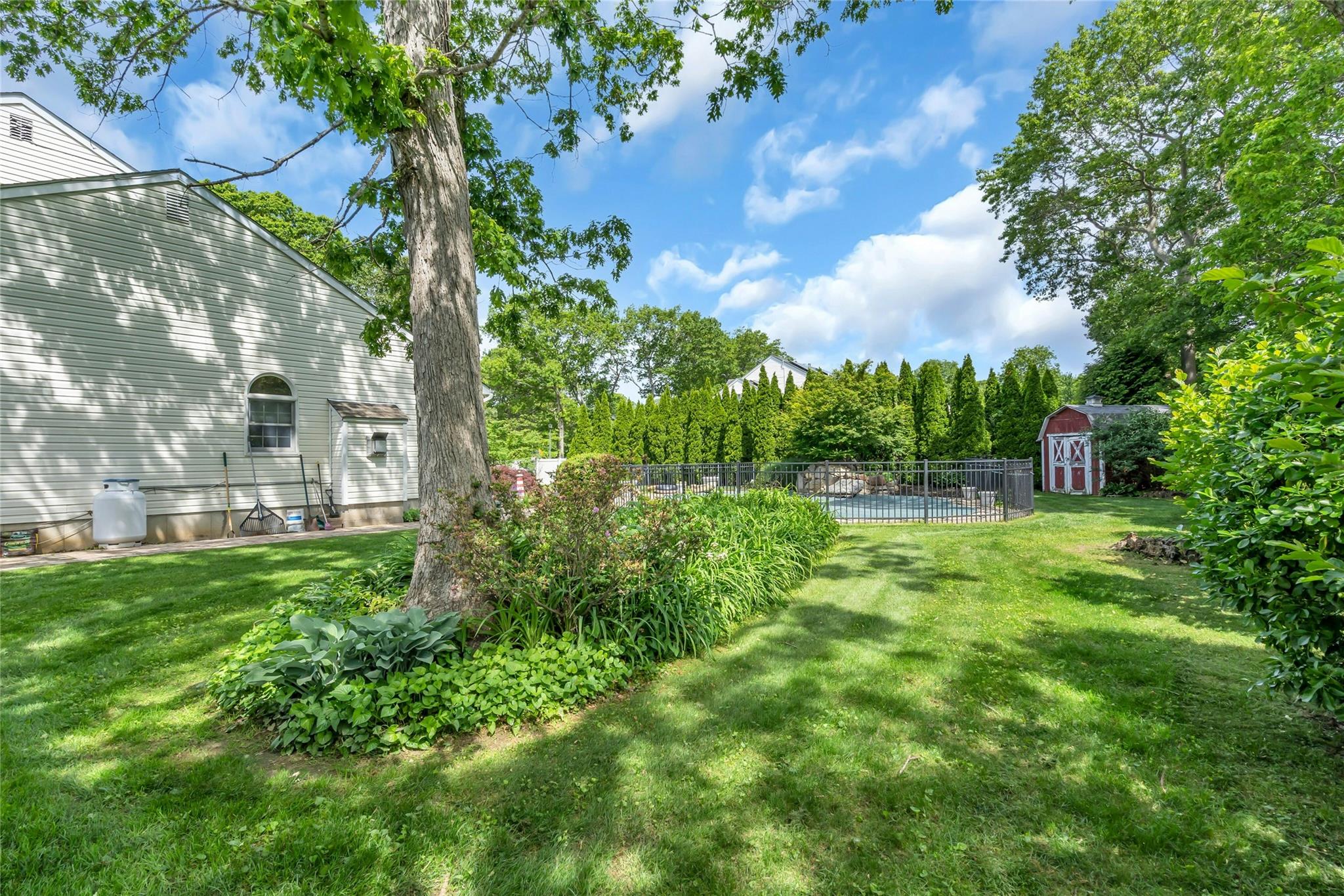 3 Oliver Street, Port Jefferson Station, New York image 30