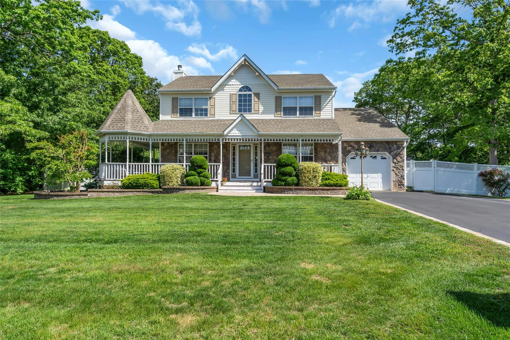 3 Oliver Street, Port Jefferson Station, New York image 1