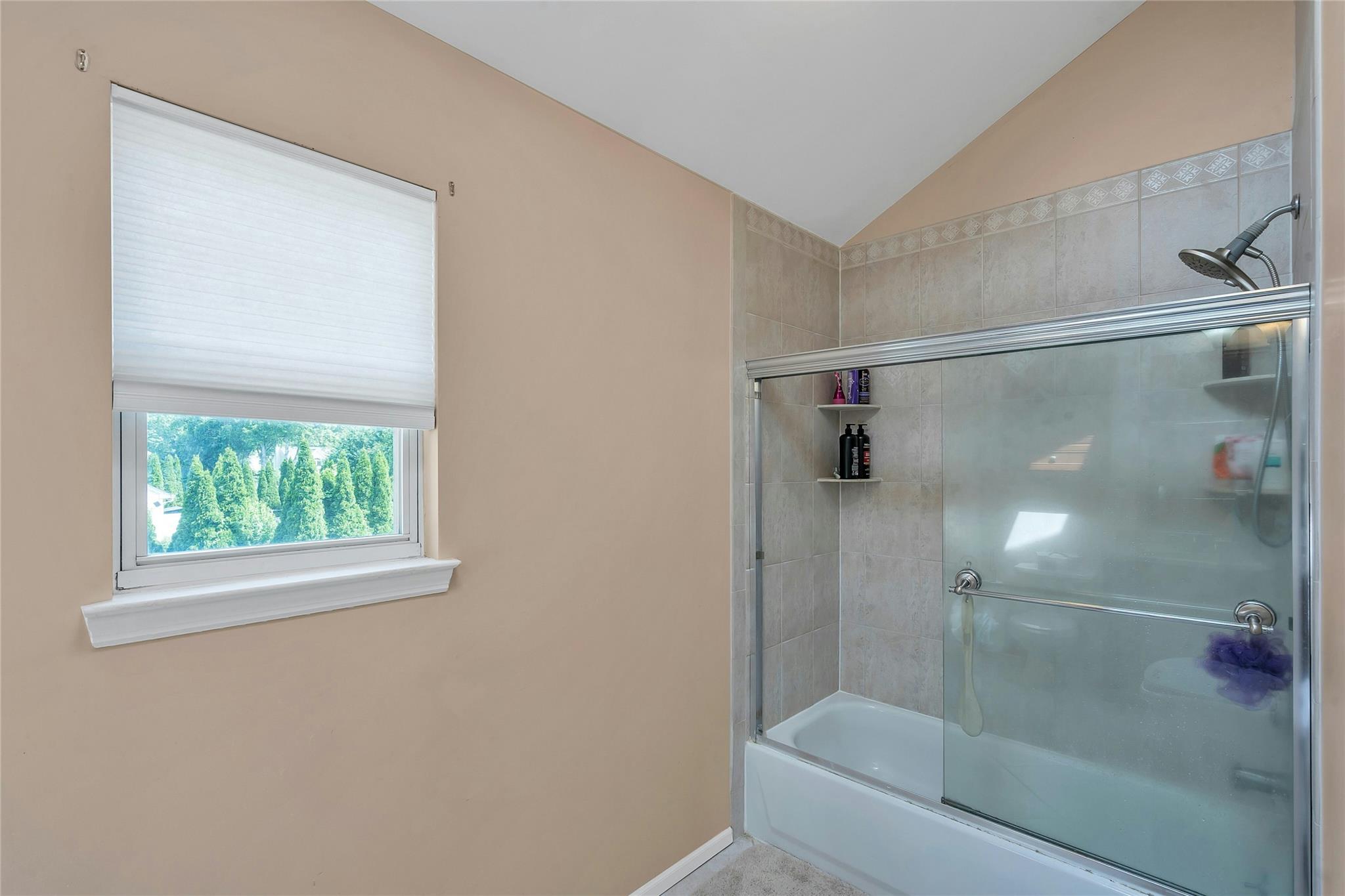 3 Oliver Street, Port Jefferson Station, New York image 21