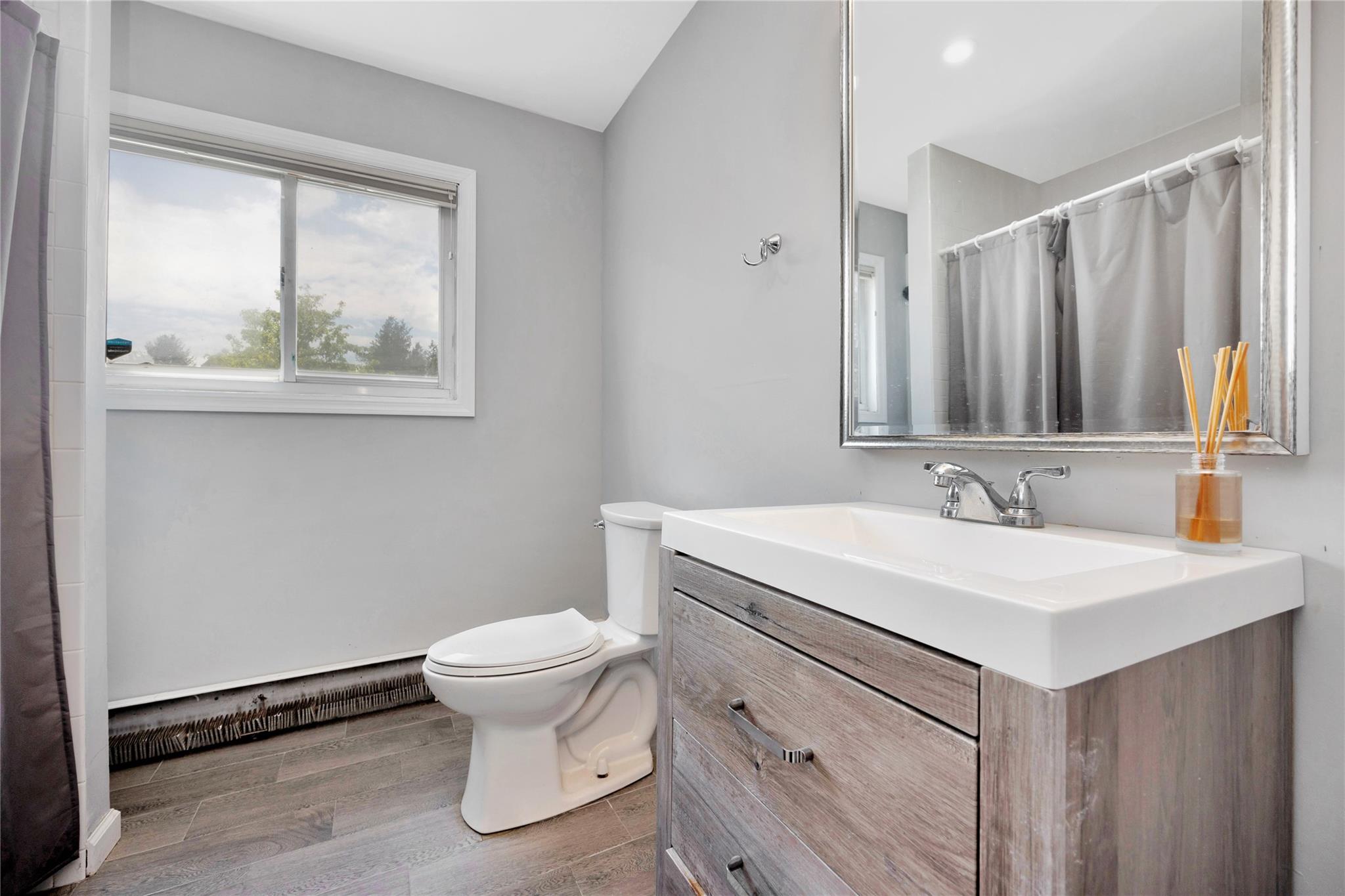 52 Glen Lane, Kings Park, New York image 16