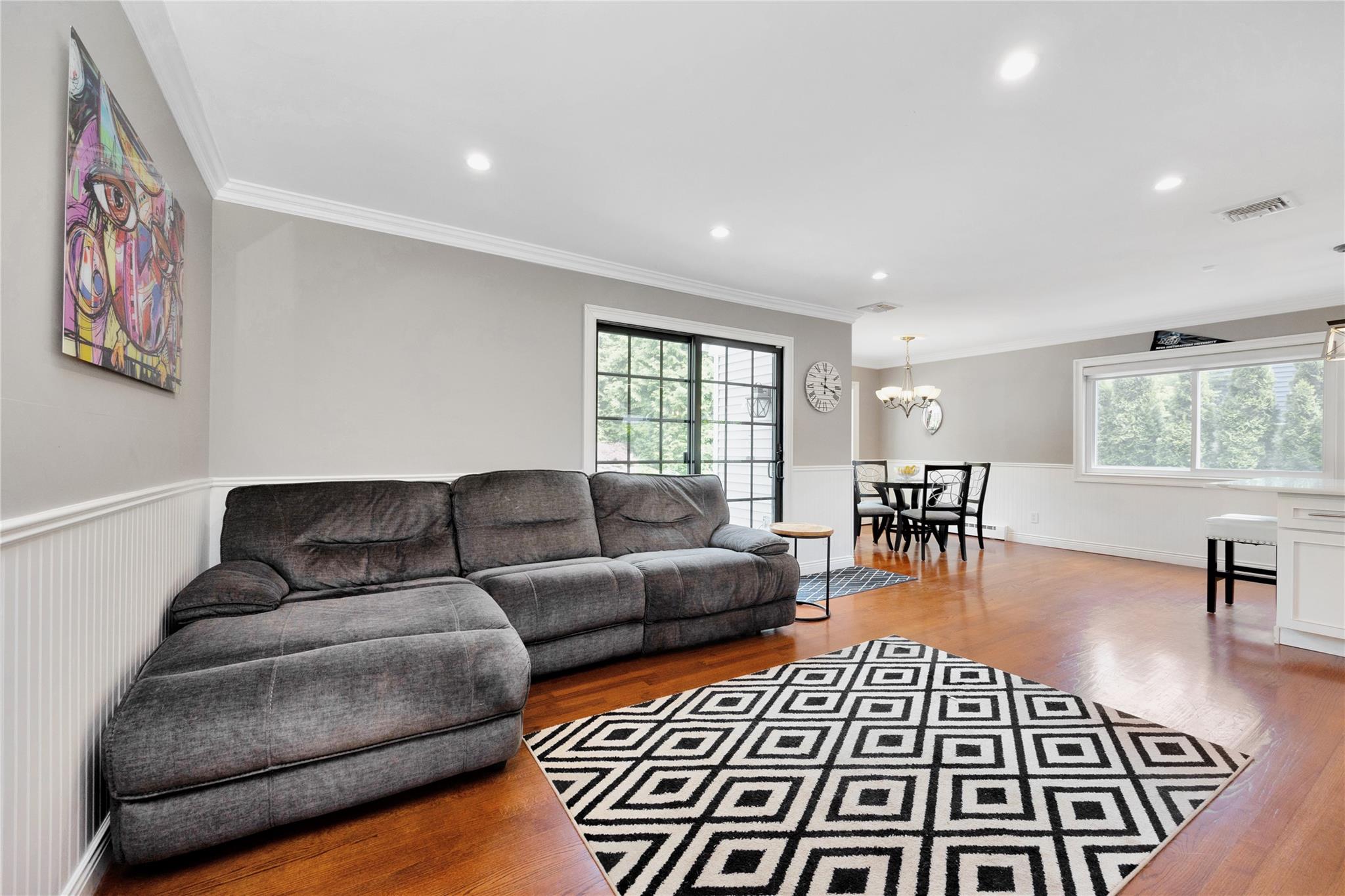 52 Glen Lane, Kings Park, New York image 6