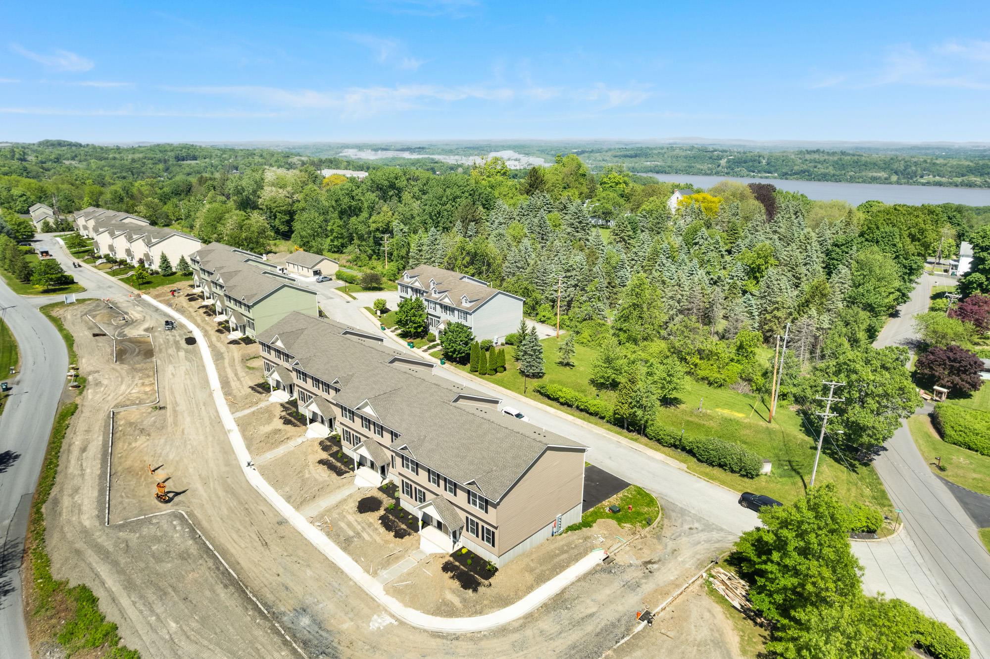 Hudson Circle Bldg A- 46, Marlboro, New York - 3 Bedrooms  
3 Bathrooms  
7 Rooms - 