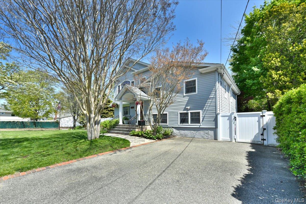 491 Charles Avenue