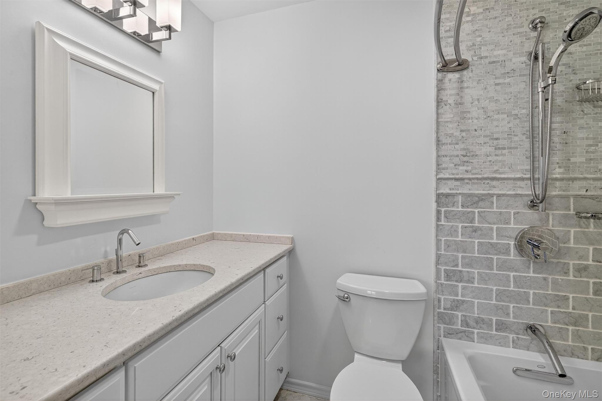 Peekskill, New York 10566, United States, 2 Bedrooms Bedrooms, ,3 BathroomsBathrooms,Residential,Active,216705