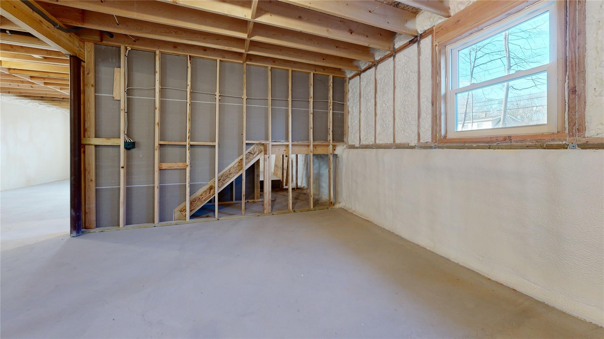 115 Brookfield Avenue, Center Moriches, New York image 35