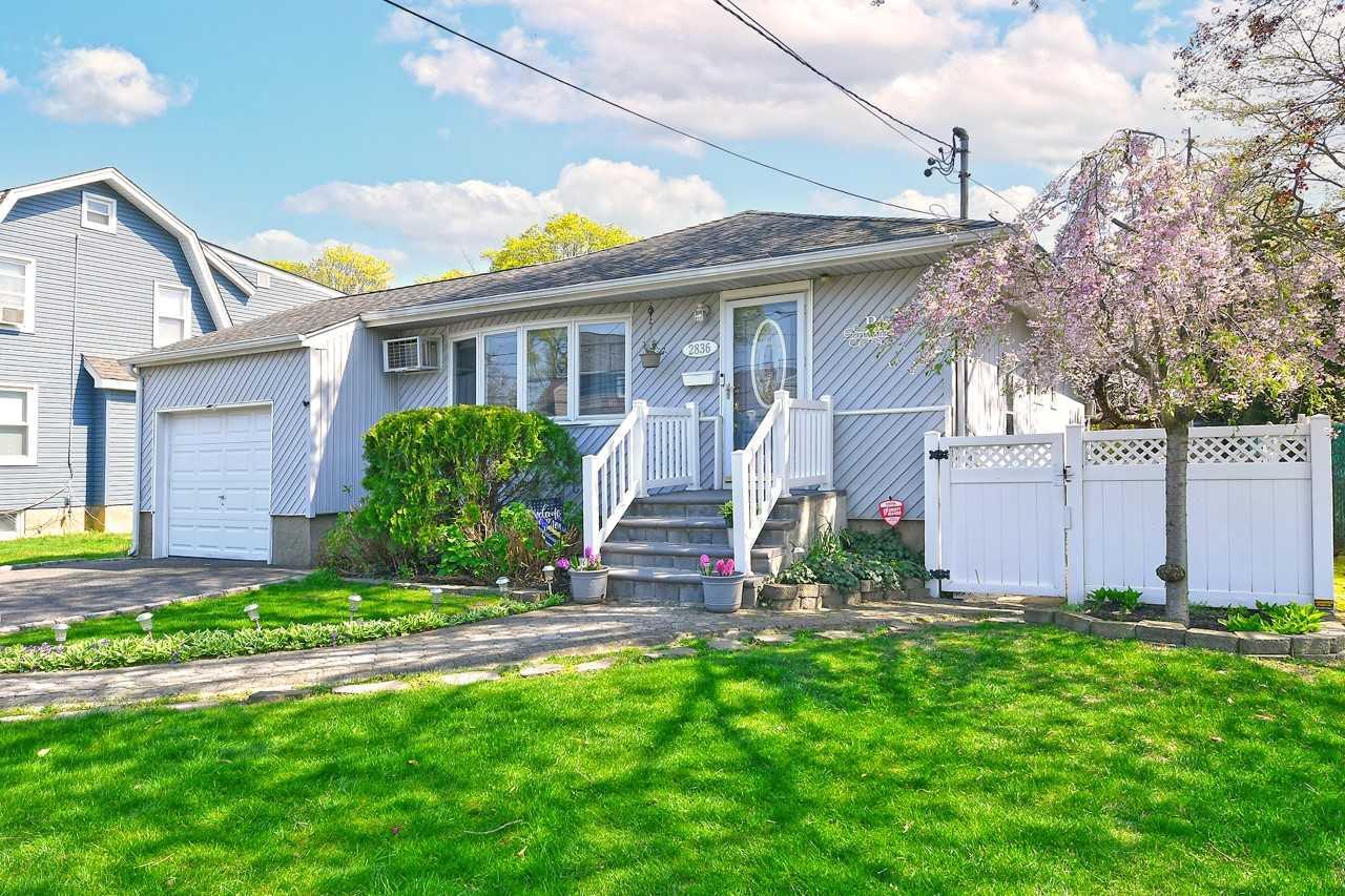 2836 Grand Avenue, Bellmore, New York image 2