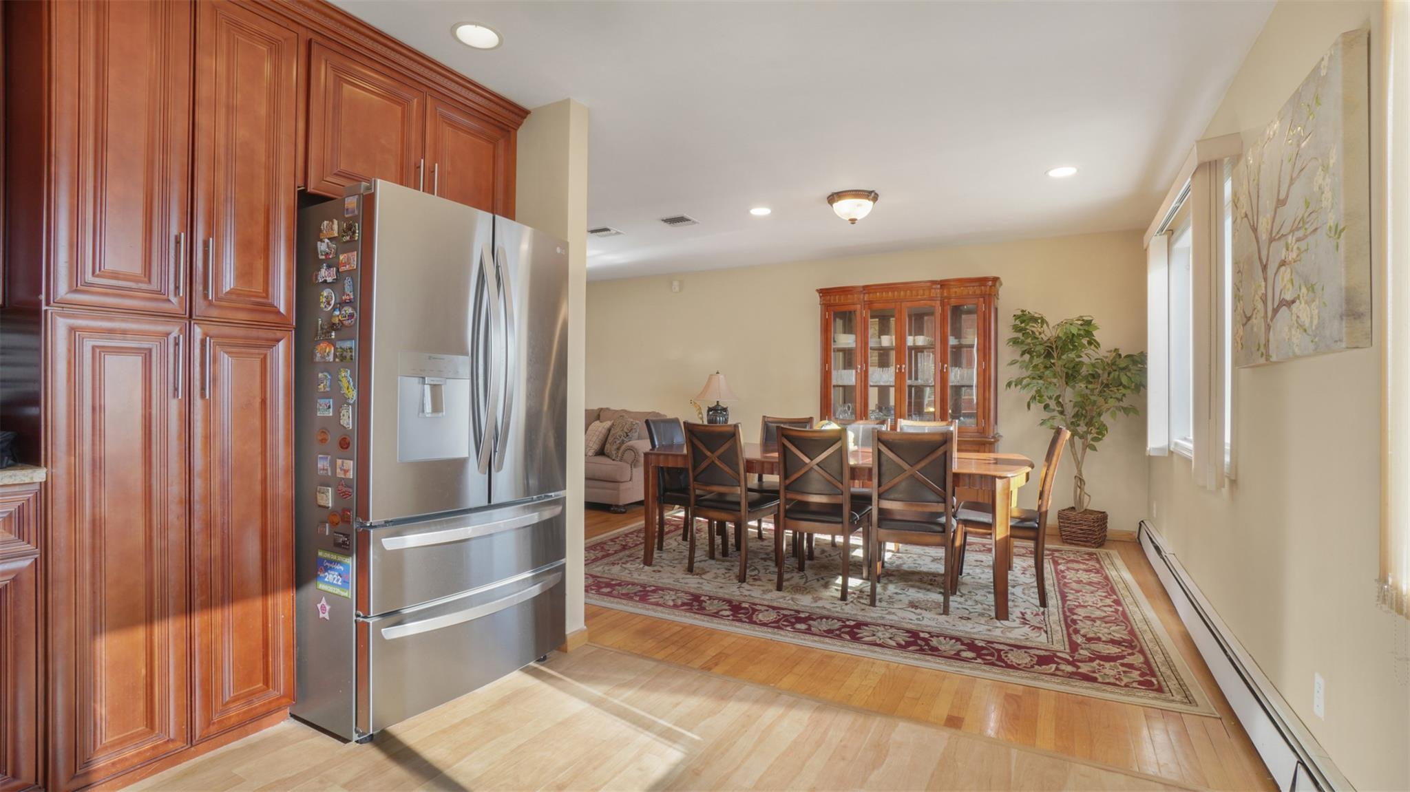 340 Gillette Street, Dix Hills, New York image 5