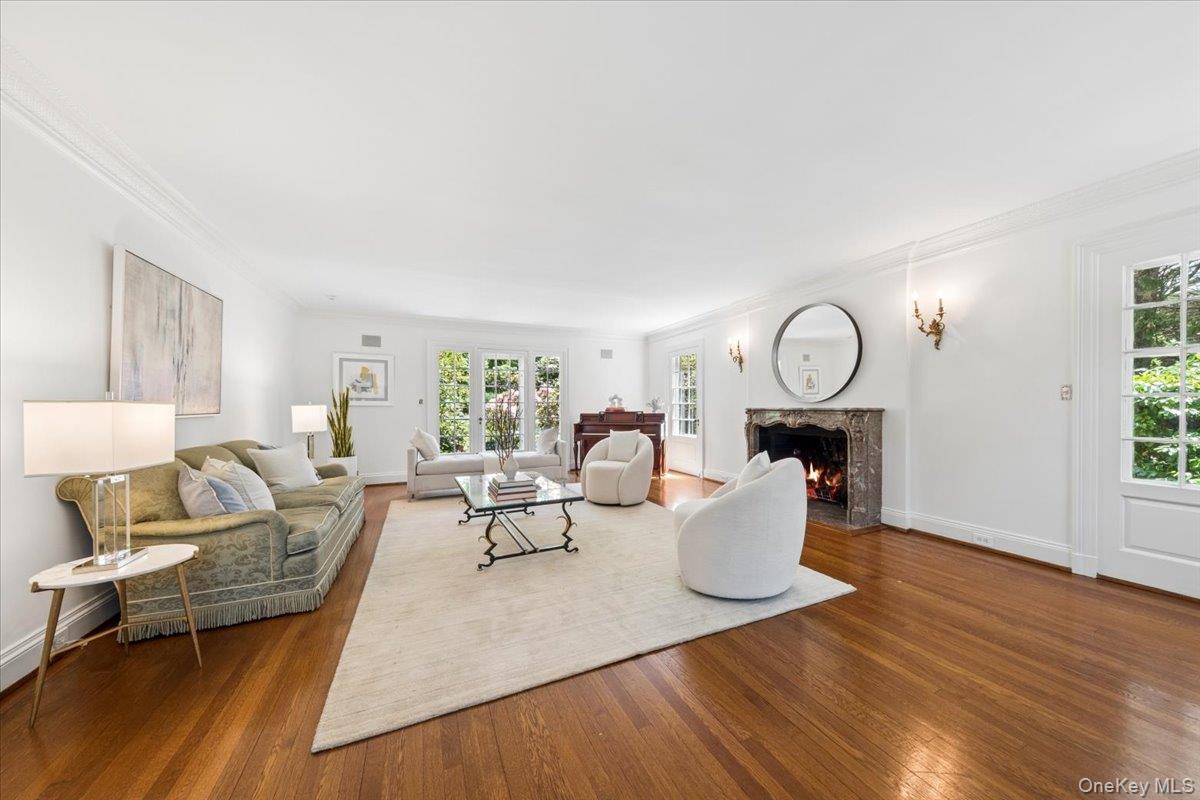 14 Bonnie Briar Lane