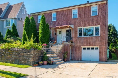 Multifamily For Rent - 160 Park Avenue #LEFT SIDE<br/> Westchester County, Harrison, NY 10528
