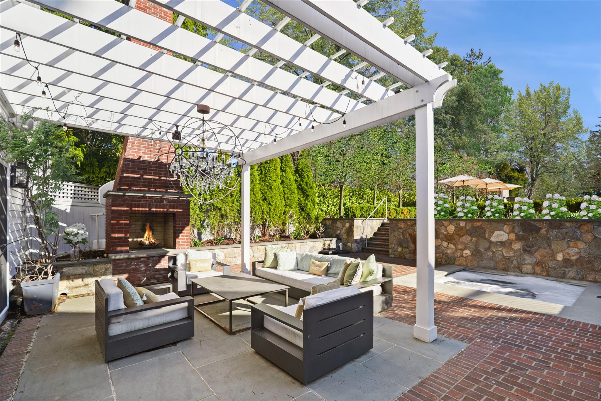 169 Milton Road, Rye, New York image 32