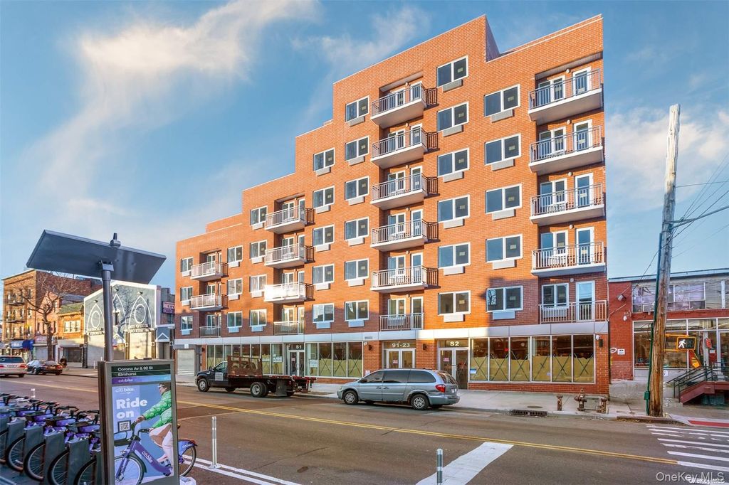 Photo of 91-23 Corona Avenue #2E, Elmhurst, NY 11373 (MLS # 975627)